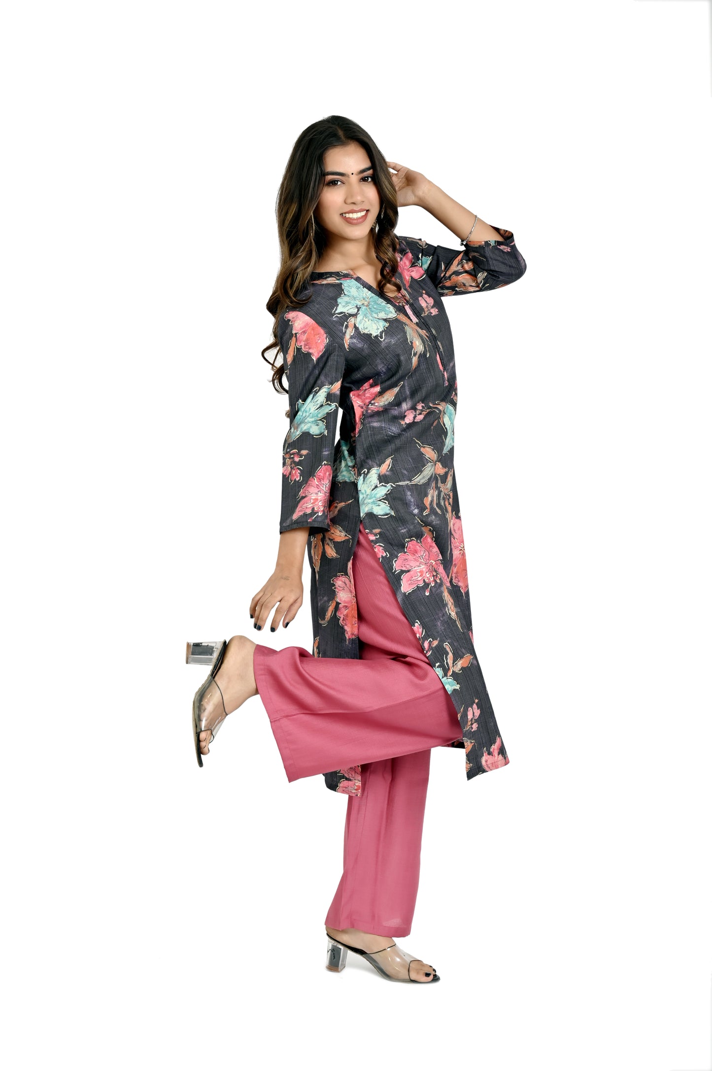 Gray-color printed kurta with straight pants