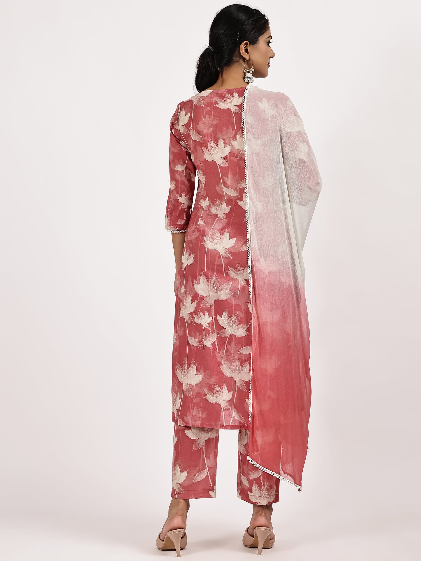 Pink Floral printed kurta set with Ombre dupatta