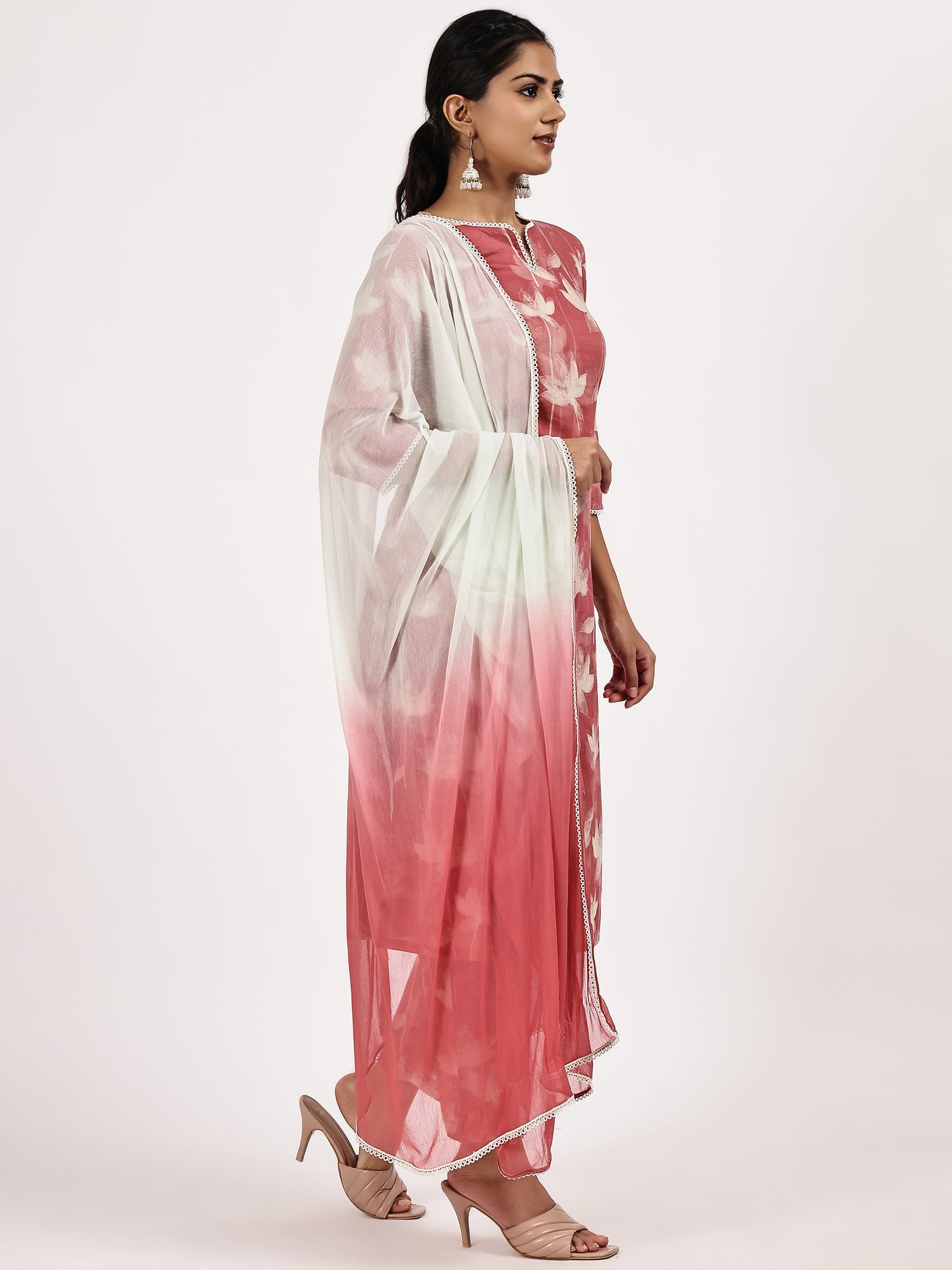Pink Floral printed kurta set with Ombre dupatta