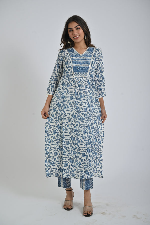 Blue Printed Kurta with Matching Pants for Women