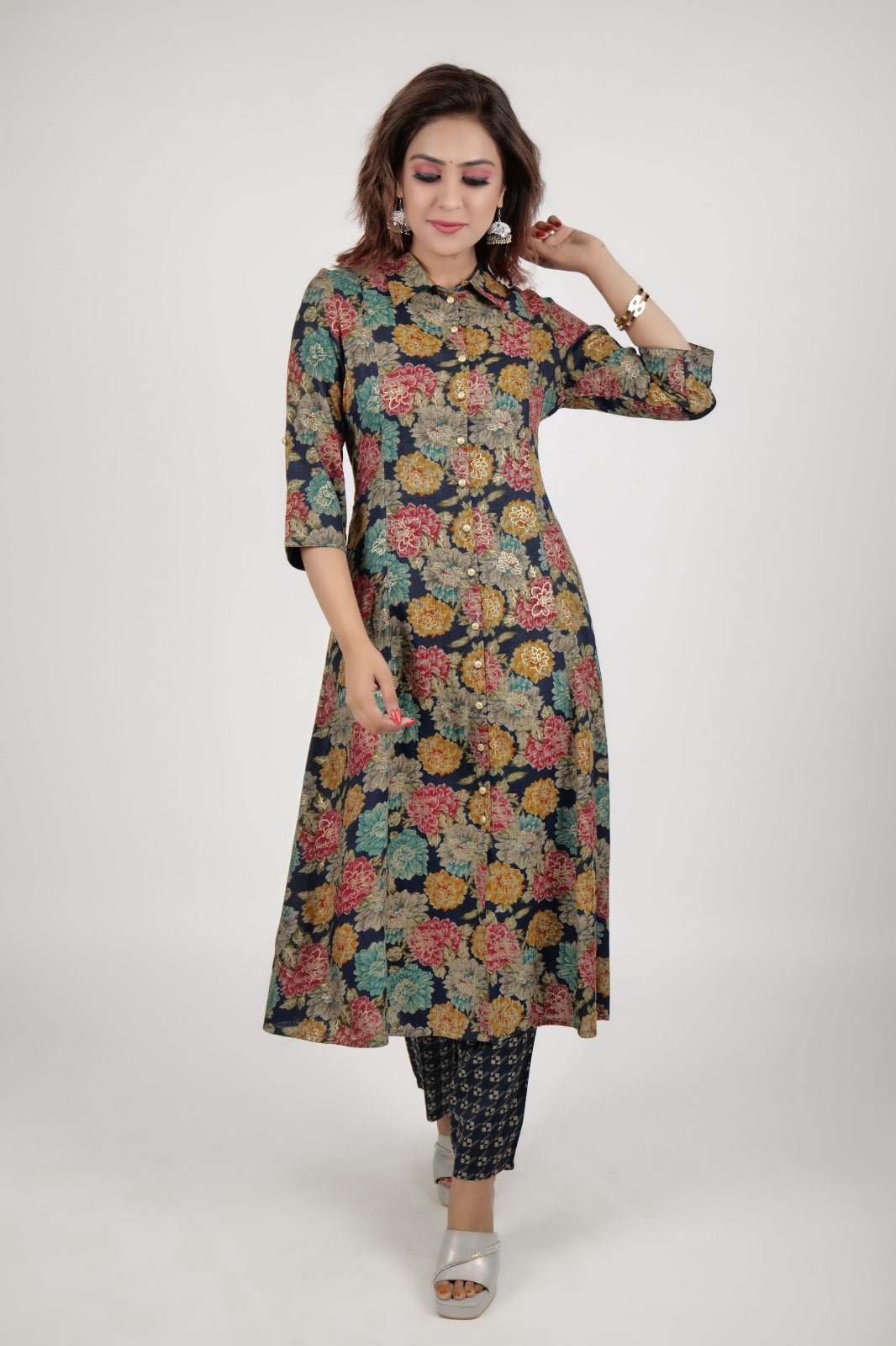 Black printed kurta along with straight pants - The Bebla