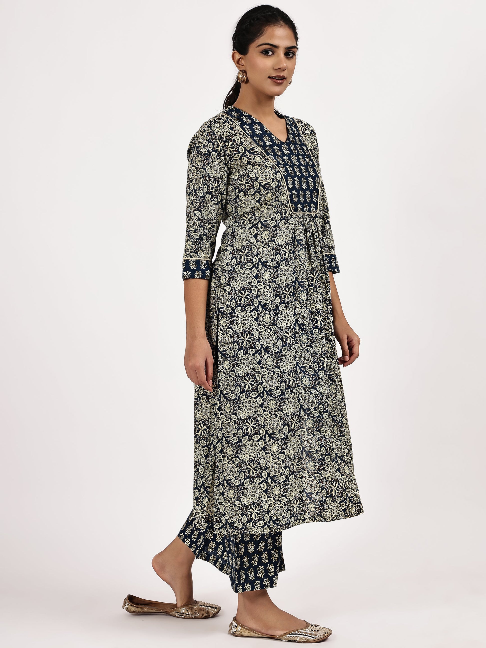 Grey floral Printed Kurta with palazzo - The Bebla