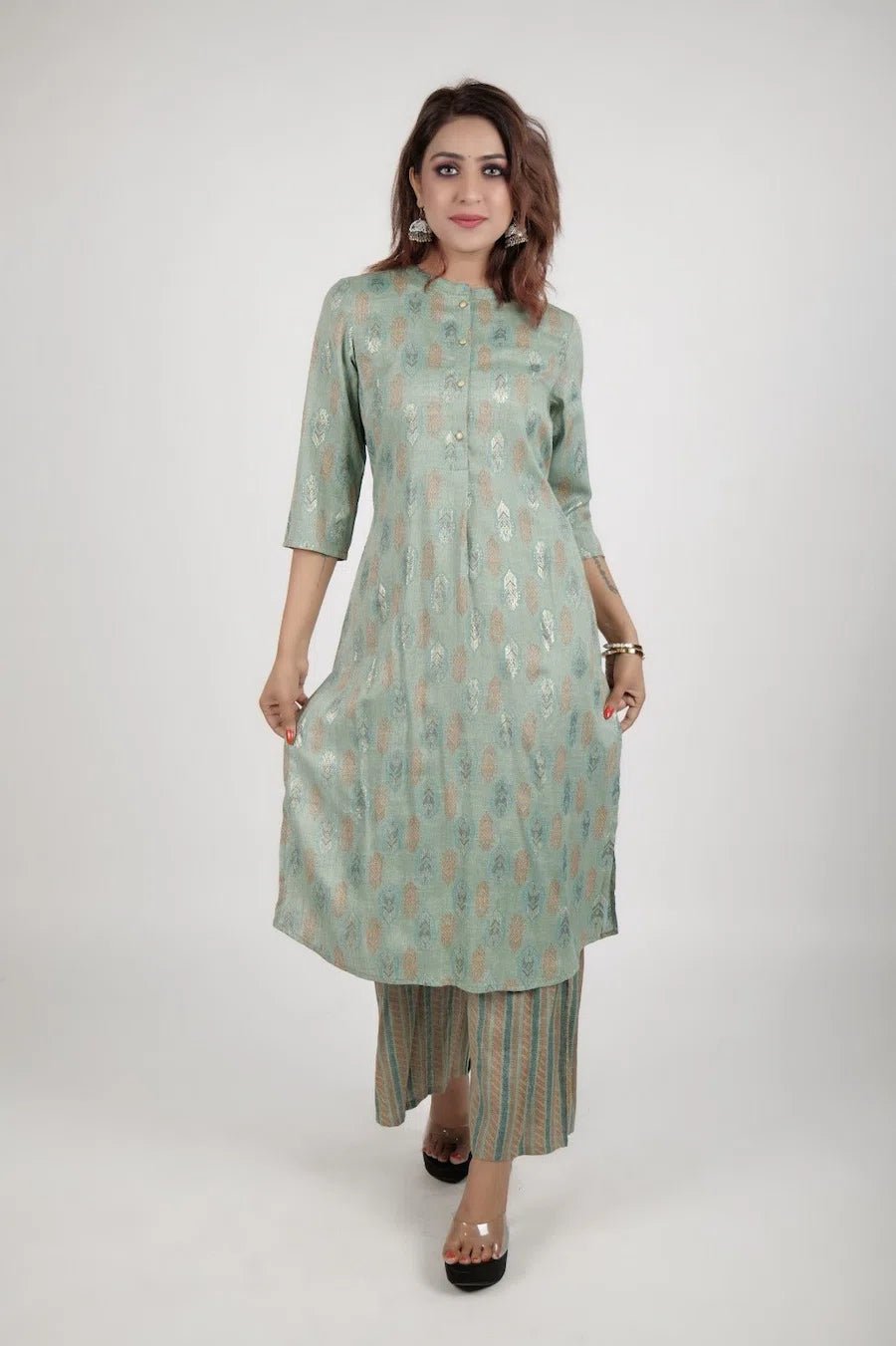 Light green printed kurta along with straight pants