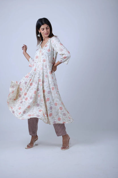 Off - White Printed Kalidar Kurta with Printed Straight Pants - The Bebla