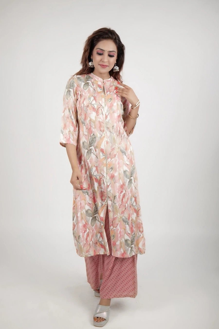 Off white printed kurta along with straight pants - The Bebla