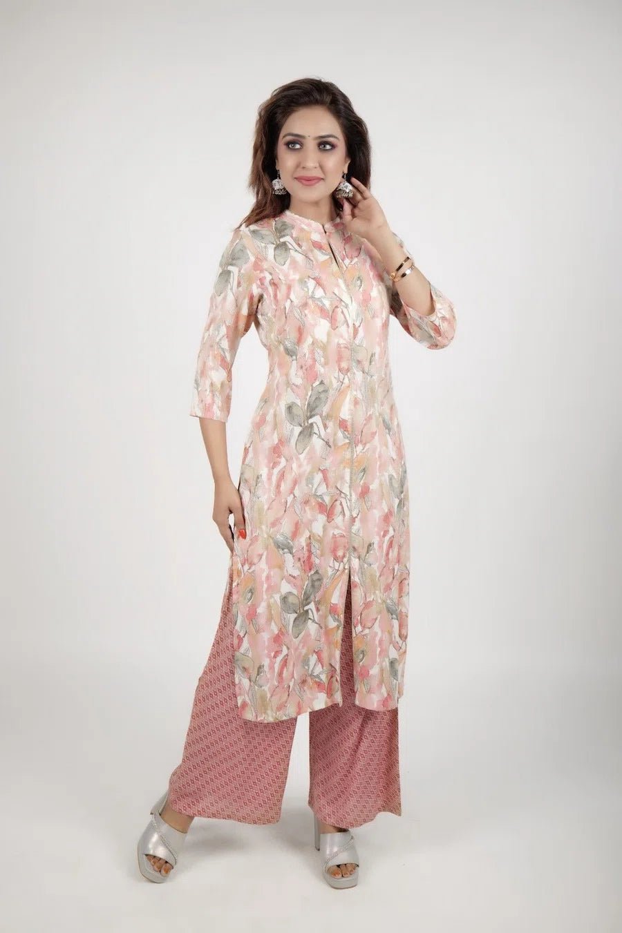 Off white printed kurta along with straight pants - The Bebla