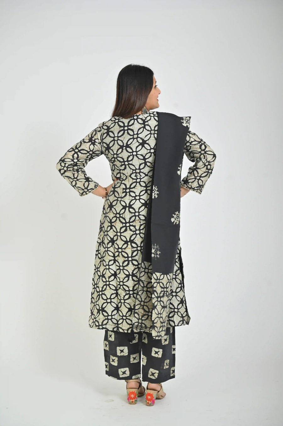 Women’s Ethnic Printed Kurta Set with Solid Dupatta - The Bebla