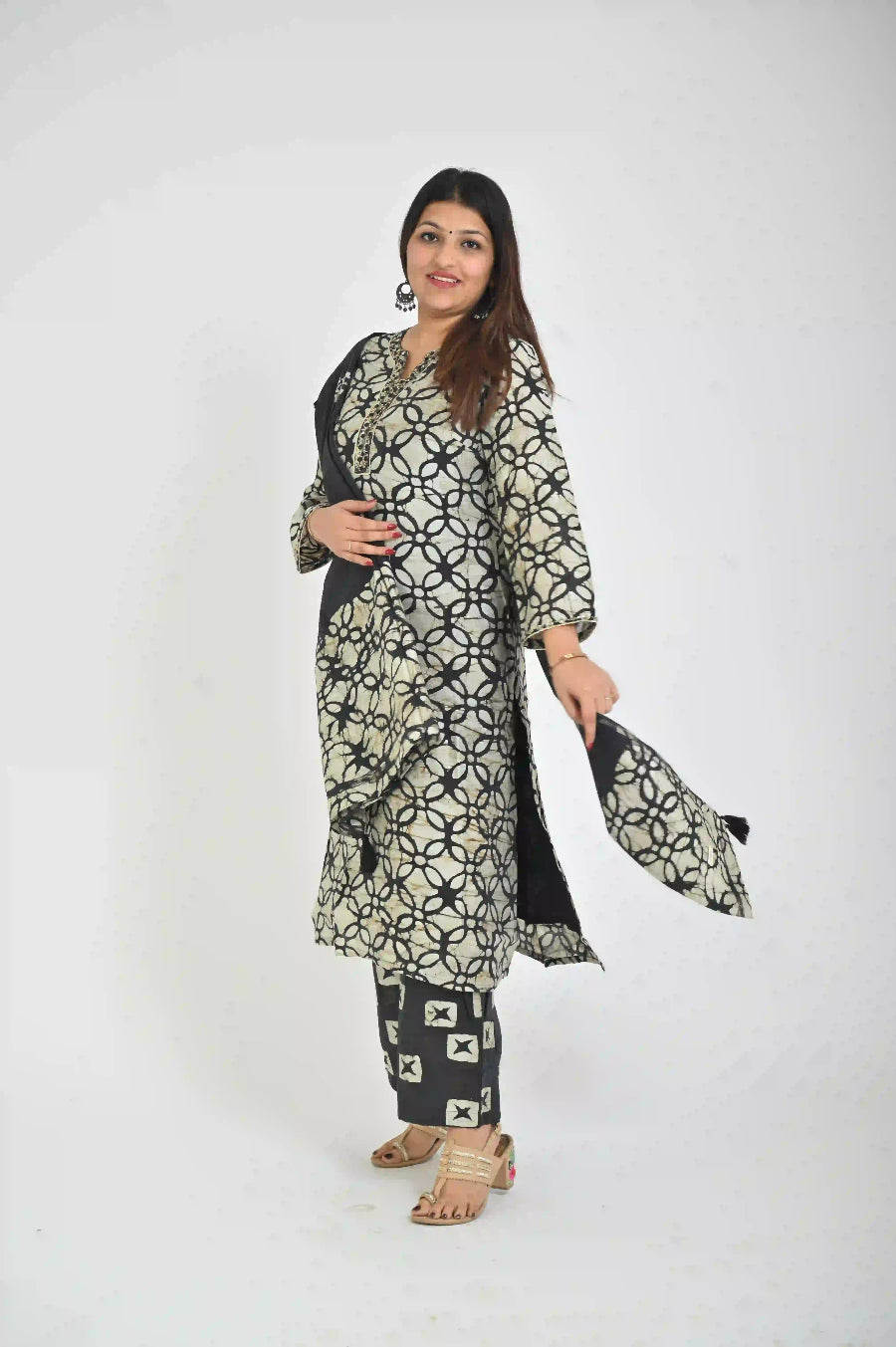 Women’s Ethnic Printed Kurta Set with Solid Dupatta - The Bebla